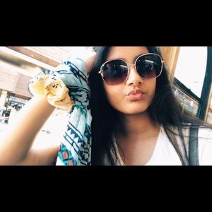 Meet your Posher, Riddhi